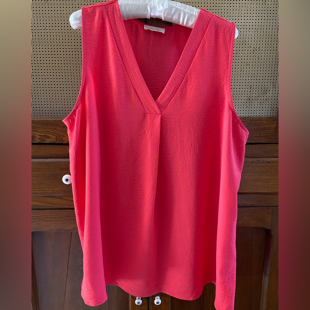 Cotton Bleu Stay In Touch Airflow Tank Off Coral NWOT. 1X. Non smoking home.